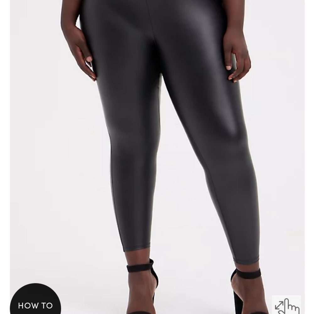 Torrid Faux Leather Leggings size 4x